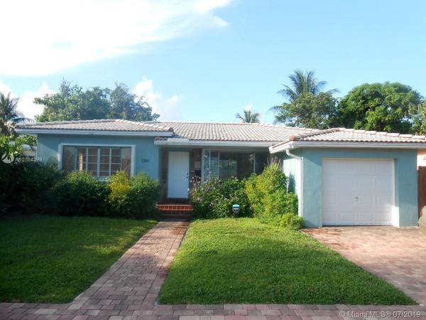 290 NE 111th St, Unincorporated Dade County, Florida 33161, image 2