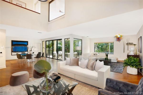 L'Hermitage, 2000 S Bayshore Dr #27, Miami, Florida 33133, image 2