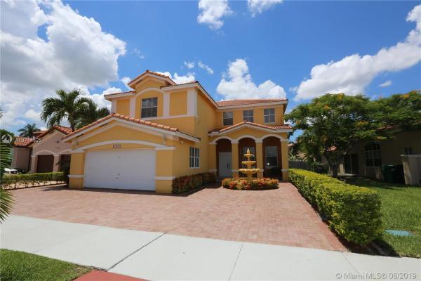 Shoma Homes At Tamiami, 13206 NW 8th St, Tamiami, Florida 33182, image 2
