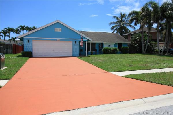 Indian Wells, 10714 Mandya Ct, Boynton Beach, Florida 33437, image 2