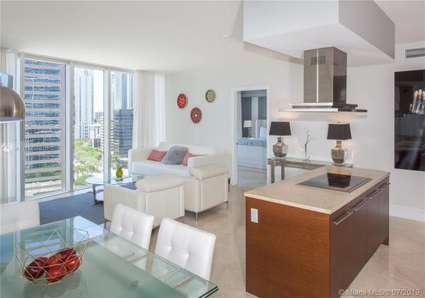 Icon Brickell Tower 3, 485 Brickell Ave #1910, Miami, Florida 33131, image 2