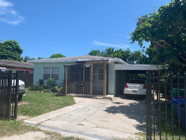 560 NW 96th St, Unincorporated Dade County, Florida 33150, image 2