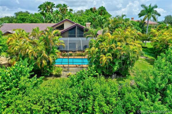 Hammocks Oaks Harbor, 350 Campana Ave, Coral Gables, Florida 33156, image 2