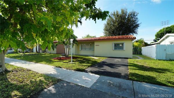 Darlington Manor, 8960 SW 56th Ter, Sunset, Florida 33173, image 2