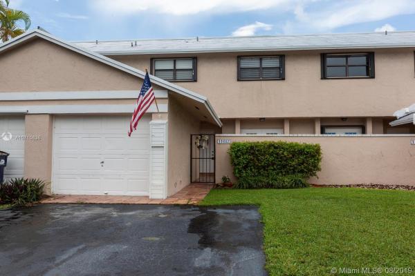 Townhomes Of La Jolla, 11682 SW 91st Ter #., Kendall, Florida 33176, image 2