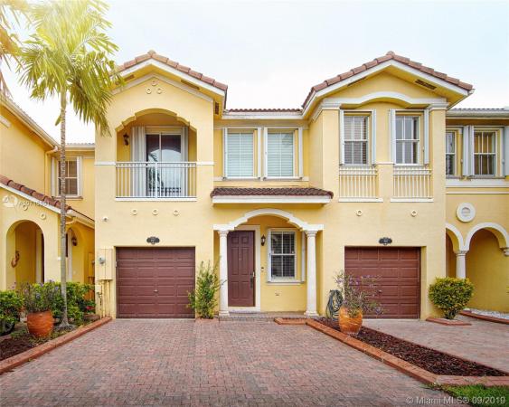897 SW 151st Pl, Unincorporated Dade County, Florida 33194, image 2