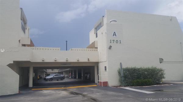 1701 NE 115th St #14A, Unincorporated Dade County, Florida 33181, image 2