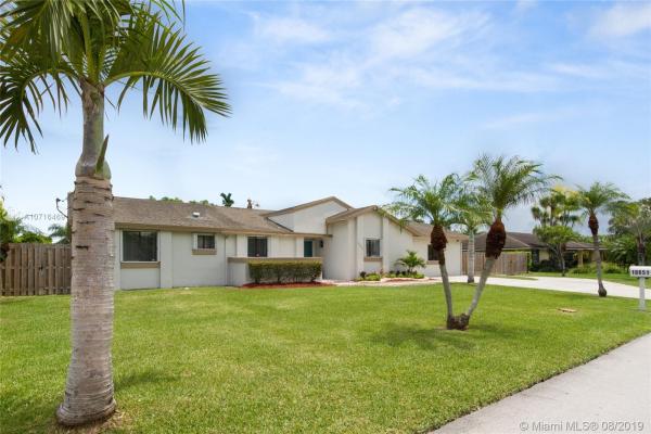 Park Estates, 18651 SW 129th Ave, South Miami Heights, Florida 33177, image 2
