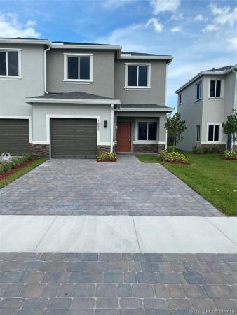 Palms At Bella Vista, 1885 SE 8th Pl, Homestead, Florida 33034, image 2