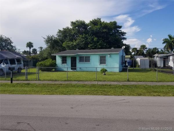 Pine Tree Park, 3011 NW 166th St, Miami Gardens, Florida 33054, image 2