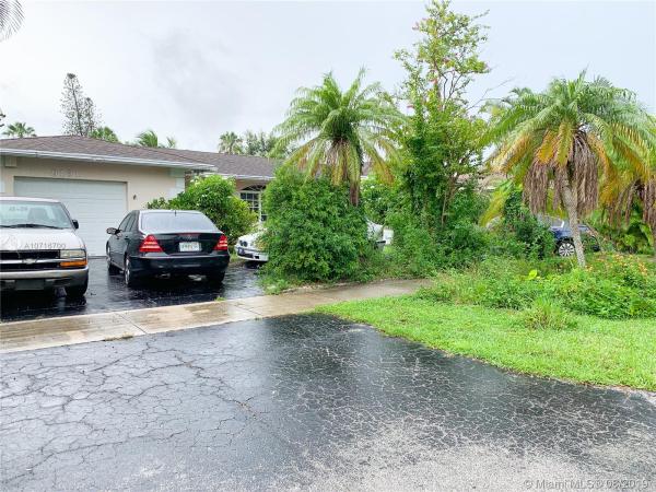 Saga Bay, 8131 SW 205th St, Cutler Bay, Florida 33189, image 2