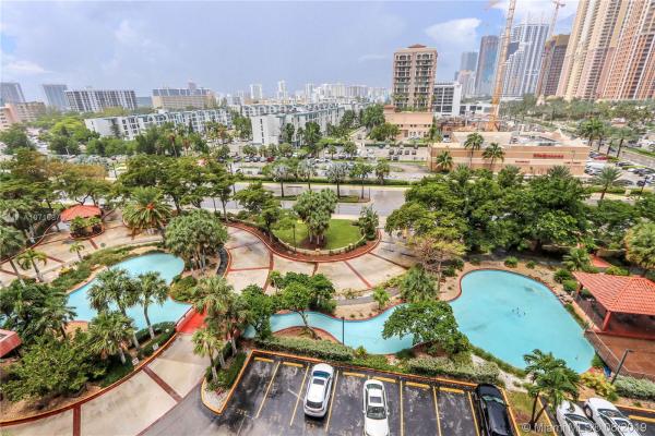 Winston Towers 600, 210 174th St #918, Sunny Isles Beach, Florida 33160, image 2