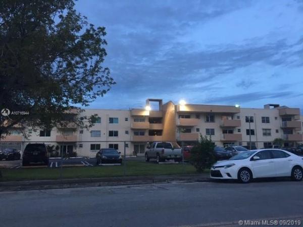 Coral Way Village, 10300 Coral Way #A12, University Park, Florida 33165, image 2