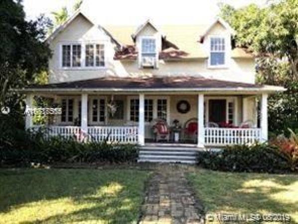 Riviera, 6810 Maynada St, Coral Gables, Florida 33146, image 2