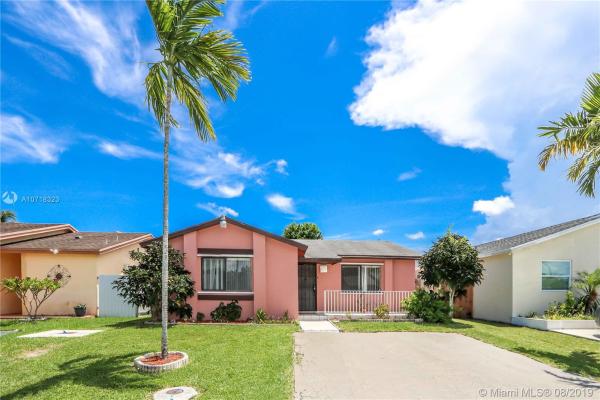 Sabal Pointe, 12520 SW 251st Ter, Princeton, Florida 33032, image 2