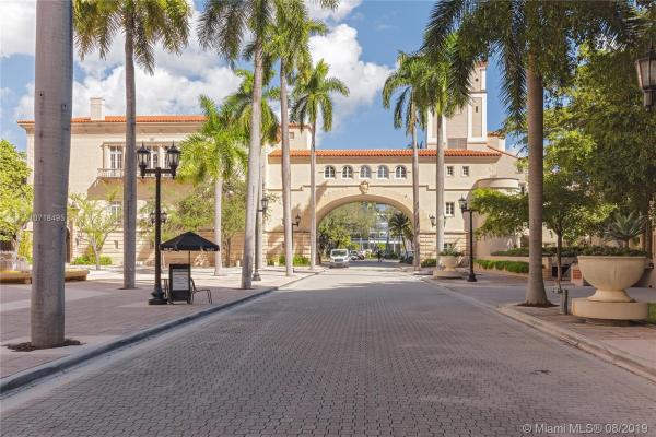 Puerta De Palmas, 888 S Douglas Rd #504, Coral Gables, Florida 33134, image 2