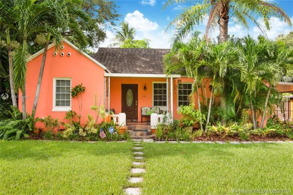 Biscayne Lawn, 1106 NE 118th St, Biscayne Park, Florida 33161, image 2