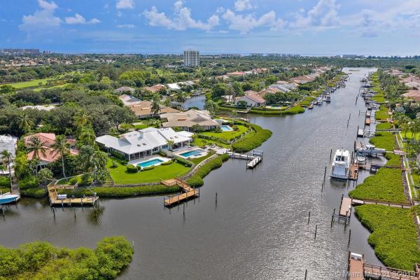 Admirals Cove, 301 Regatta Dr, Jupiter, Florida 33477, image 2