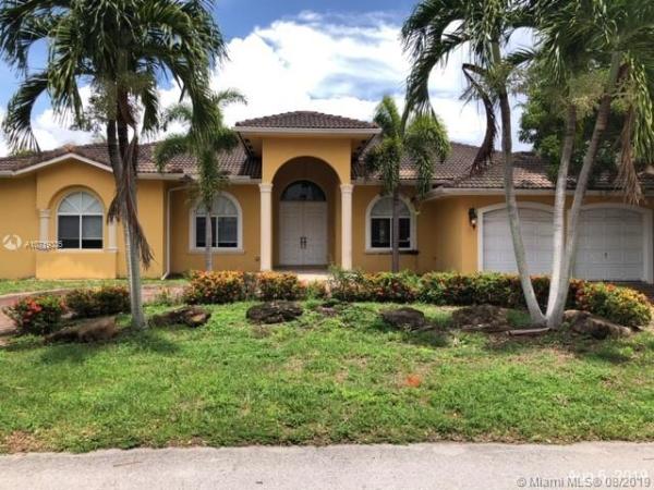 Breeze At Galloway, 12243 SW 82nd Ter, Kendale Lakes, Florida 33183, image 2