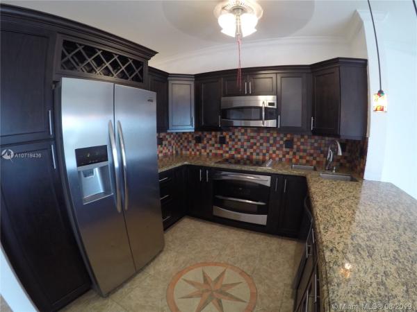 San Marco Villas, 6940 NW 179th St #408-7, Hialeah, Florida 33015, image 2