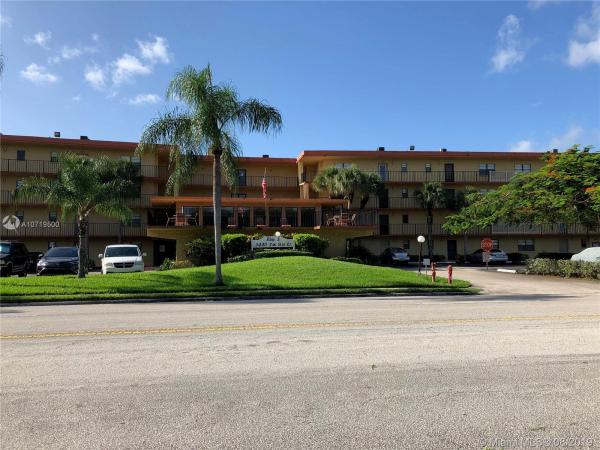Isle Of Boca Dunes, 9440 SW 8th St #403, Boca Raton, Florida 33428, image 2