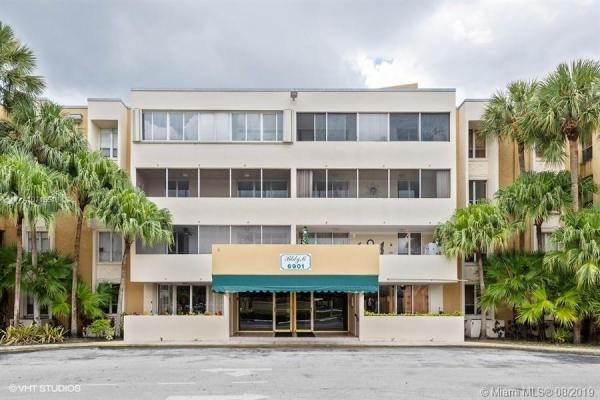 Sovereigns, 6901 SW 147th Ave #4A, Kendale Lakes, Florida 33193, image 2