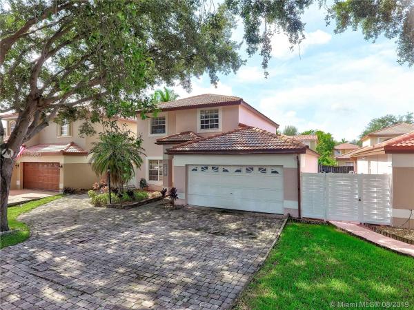 Marbella Park, 8240 NW 199th Ter, Hialeah, Florida 33015, image 2