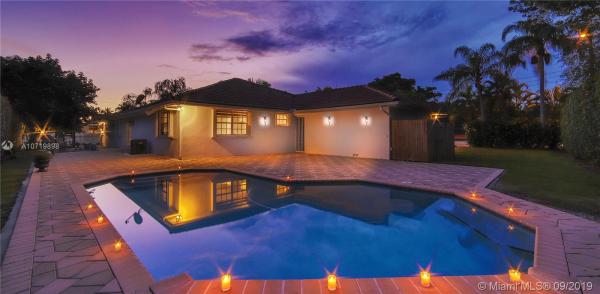 Cambridge Lawns Park, 5990 SW 56th St, South Miami, Florida 33155, image 2