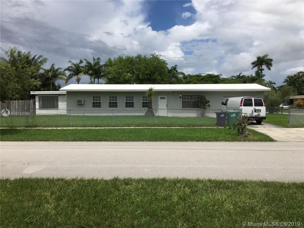 Bel Aire, 18940 Belmont Dr, Cutler Bay, Florida 33157, image 2