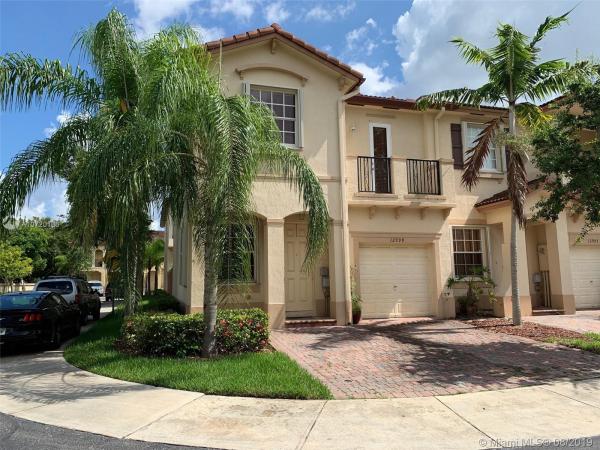 Tuscany Villas West, 12999 SW 134th Ter 0, Three Lakes, Florida 33186, image 2