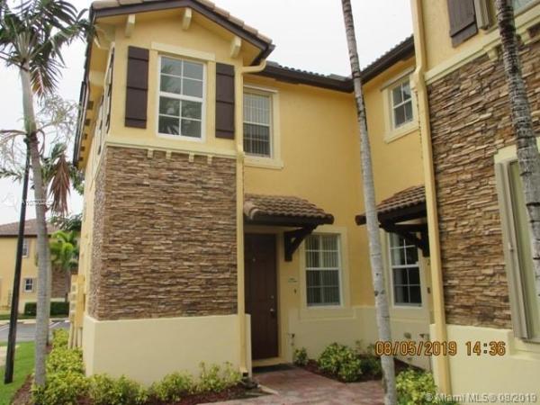 The Shores At Isles Of Bayshore, 9333 SW 227th St #1-6, Cutler Bay, Florida 33190, image 2