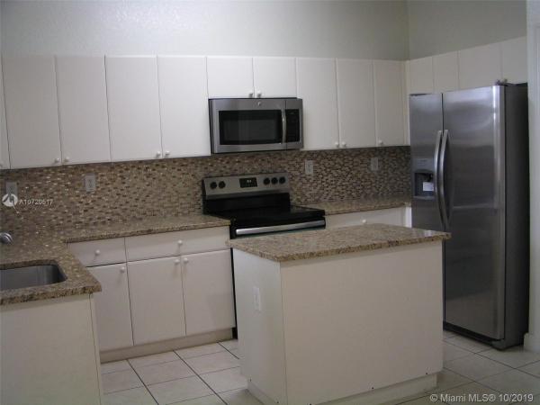 Shoma Townhomes At Royal Palm Beach, 1910 Shoma Dr, Royal Palm Beach, Florida 33414, image 2
