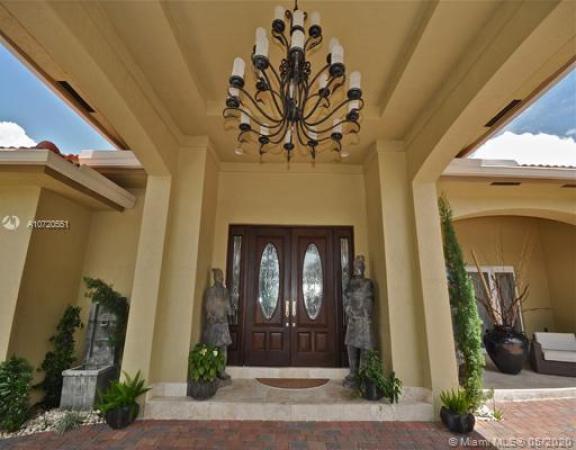 Eastern Shores, 3365 NE 167th St, North Miami Beach, Florida 33160, image 2