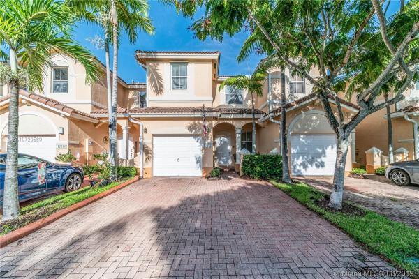 Kendall Breeze South, 12512 SW 124th Path, Three Lakes, Florida 33186, image 2
