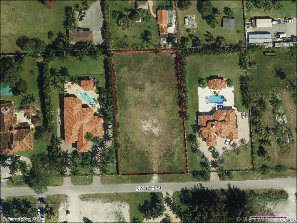 Hialeah Gardens No HOA, 9863 NW 135th St, Hialeah Gardens, Florida 33018, image 2