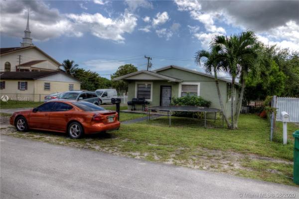 Liberty Gardens, 3420 NW 213th Ter, Miami Gardens, Florida 33056, image 2