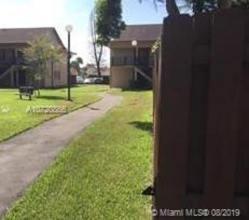 Pine Grove, 11221 SW 88th St #112C, Kendall, Florida 33176, image 2