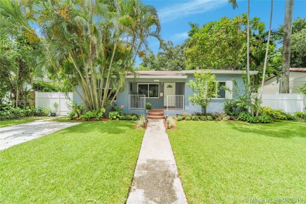 4241 SW 16th St, Unincorporated Dade County, Florida 33134, image 2