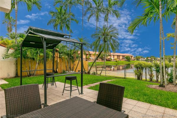 Arborgate Patio Homes At Kendall Lakes East, 6423 SW 134th Pl, Kendale Lakes, Florida 33183, image 2