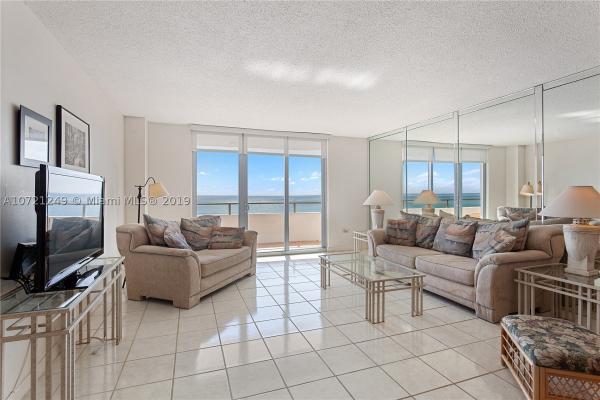 Oceanside Plaza, 5555 Collins Ave #10D, Miami Beach, Florida 33140, image 1