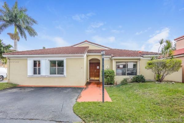 Poinciana Pointe, 434 SW 87th Ct, Fountainebleau, Florida 33174, image 2