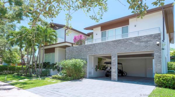 Tropical Isle Homes, 320 Woodcrest Rd, Key Biscayne, Florida 33149, image 2