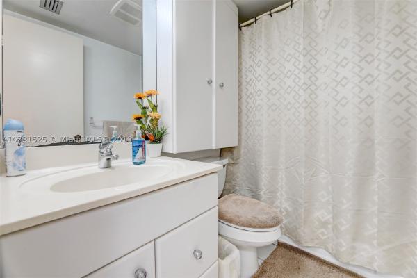 Kings Creek South, 7787 SW 86th St #E-205, Kendall, Florida 33143, image 2