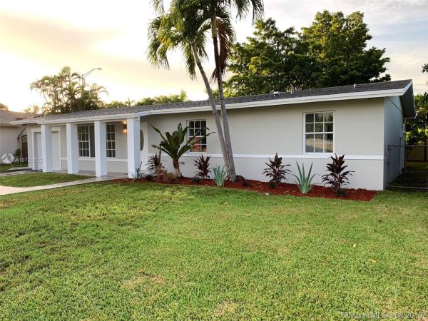 Winston Park, Kendale Lakes, Florida 33183, image 2