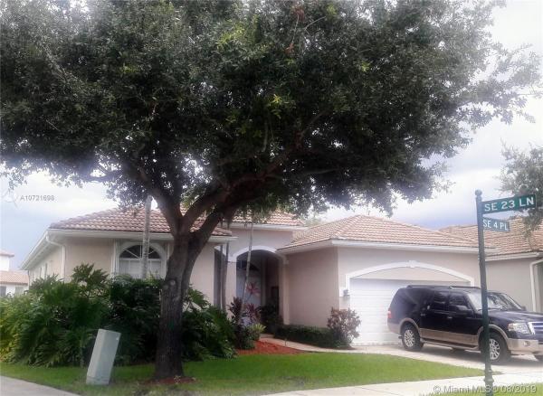 North Gate, 2335 SE 4th Pl, Homestead, Florida 33033, image 2