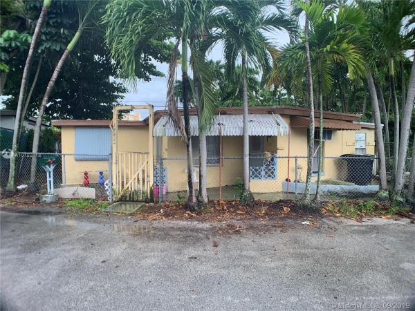 Trailer City, 2250 NE 136th St, North Miami Beach, Florida 33181, image 2