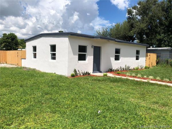 North Ridge, 565 NW 179th St, Miami Gardens, Florida 33169, image 2