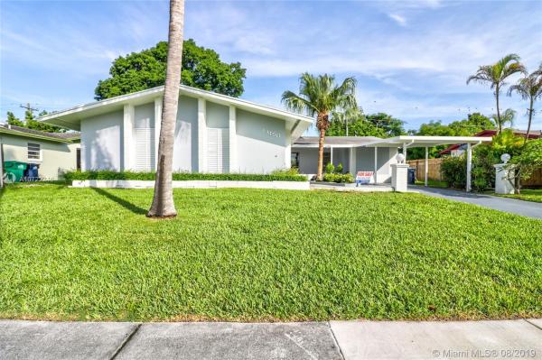 Point Royale, 19450 Lenaire Dr, Cutler Bay, Florida 33157, image 2