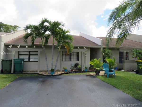 Townhomes Of Audubon, 1282 Sandpiper Blvd, Homestead, Florida 33035, image 2