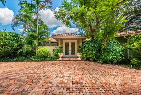 Bay Point, 4201 Bay Point Rd, Miami, Florida 33137, image 2